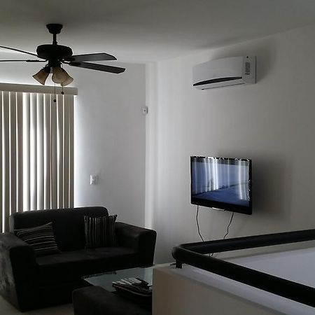 Monterrey Mexico Suites ภายนอก รูปภาพ